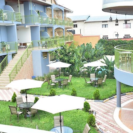 Lebanon Hotel Kigali Buitenkant foto